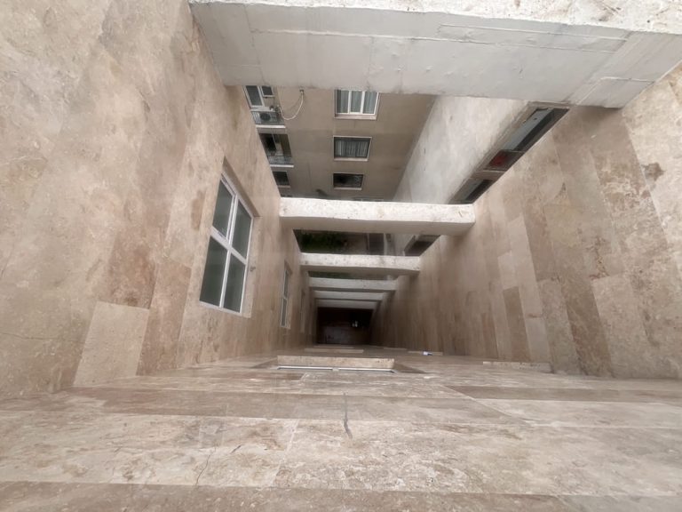 Aseman01-17